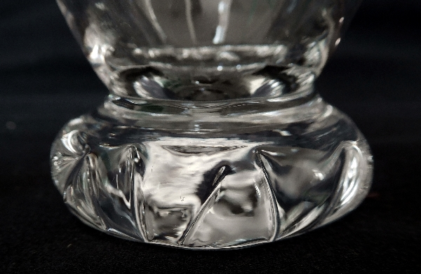 Daum crystal wine glass, Kim pattern - 8.6cm - signed