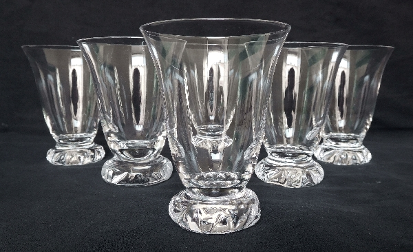 Daum crystal wine glass, Kim pattern - 8.6cm - signed