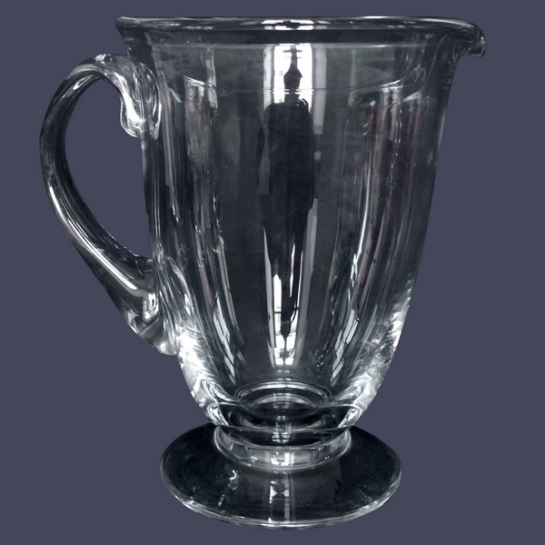 Pichet / broc / carafe à eau en cristal de Daum, modèle Orval - signé
