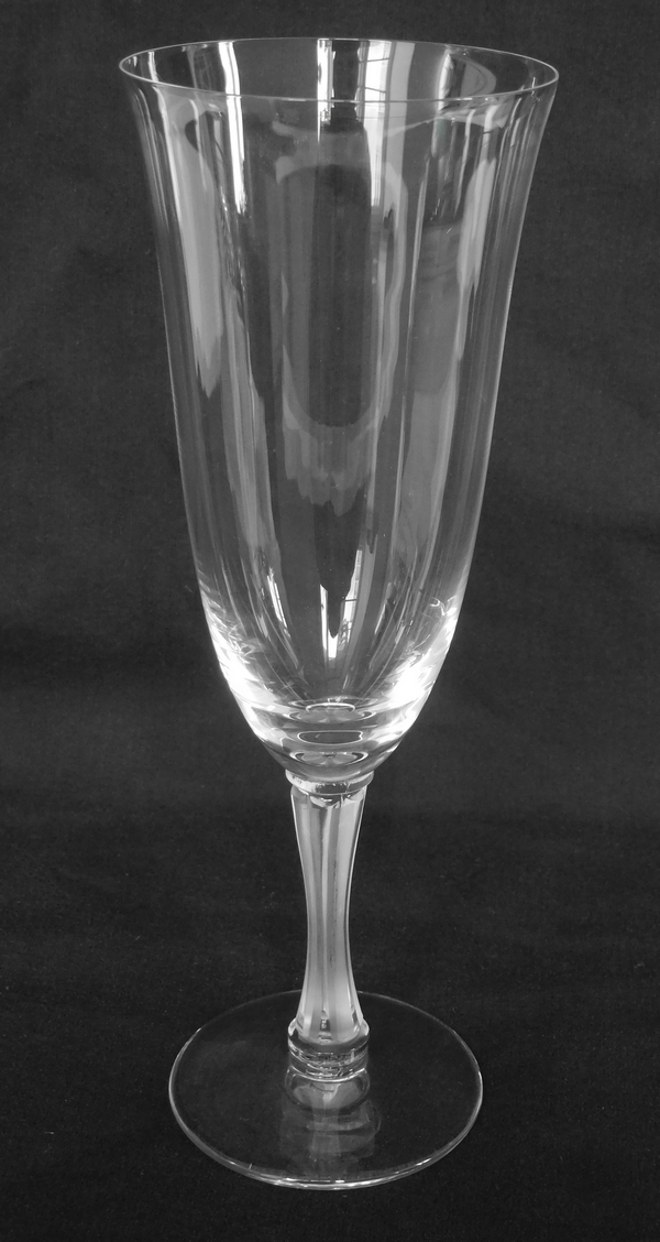 Flûte à champagne en cristal de Lalique, modèle Barsac - signée