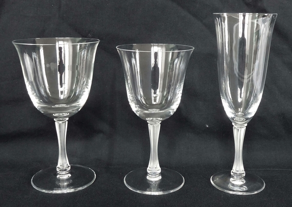 Grand verre à eau en cristal de Lalique, modèle Barsac - 15,5cm - signé