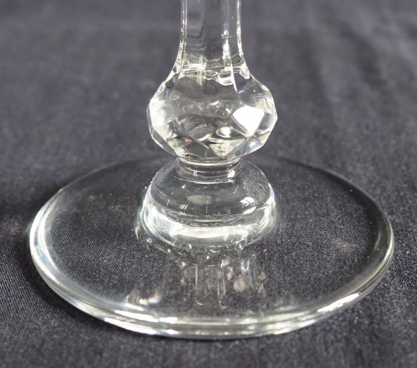 Verre à eau en cristal de St Louis, modèle Cléo - 16,1cm - signé