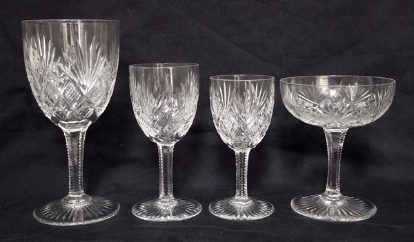 St Louis crystal champagne glass, Gavarni pattern - signed