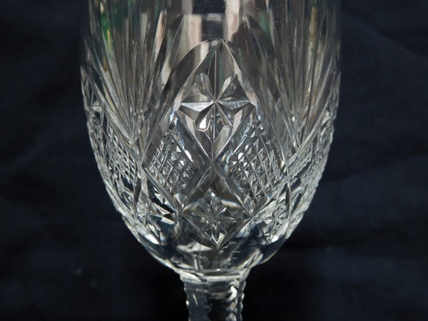 St Louis crystal water glass, Gavarni pattern - signed - 16,4cm