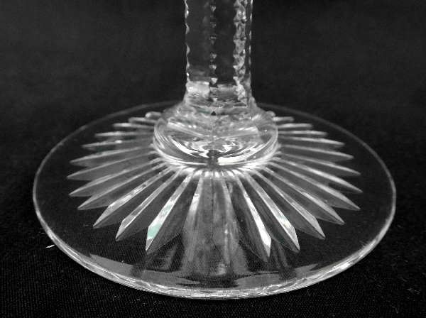 Coupe à champagne en cristal de Saint Louis, modèle Gavarni