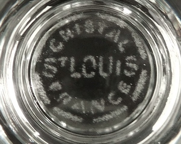 St Louis crystal wine glass, Jersey pattern - signed - 10.4cm