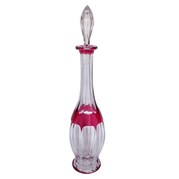 Carafe à liqueur en cristal de Saint Louis, modèle Joseph overlay rose - Art nouveau