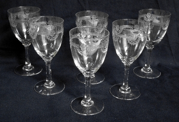 Verre à liqueur en cristal de Saint Louis, modèle Manon - 9cm