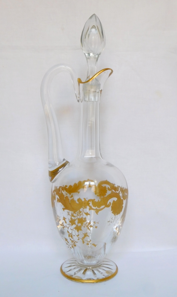 Aiguière / carafe en cristal de Saint Louis, modèle Massenet gravé et doré