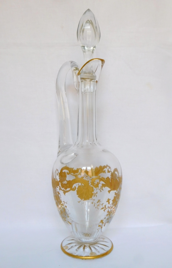 Aiguière / carafe en cristal de Saint Louis, modèle Massenet gravé et doré