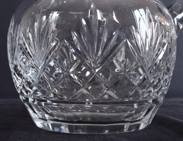 Pichet à eau / broc en cristal de St Louis, modèle Massenet - signé