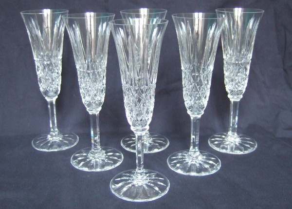 St Louis crystal champagne flute, Tarn pattern - 16cm - signed