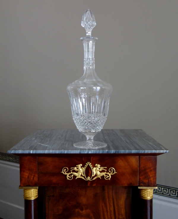 Grande carafe à vin en cristal de Saint Louis, modèle Tommy - 36cm