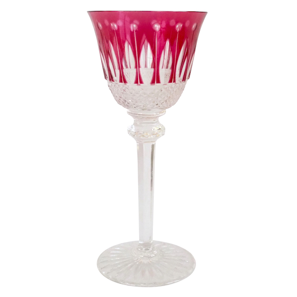 Verre à vin du Rhin / roemer en cristal de St Louis, modèle Tommy overlay rose - signé - 19,8cm