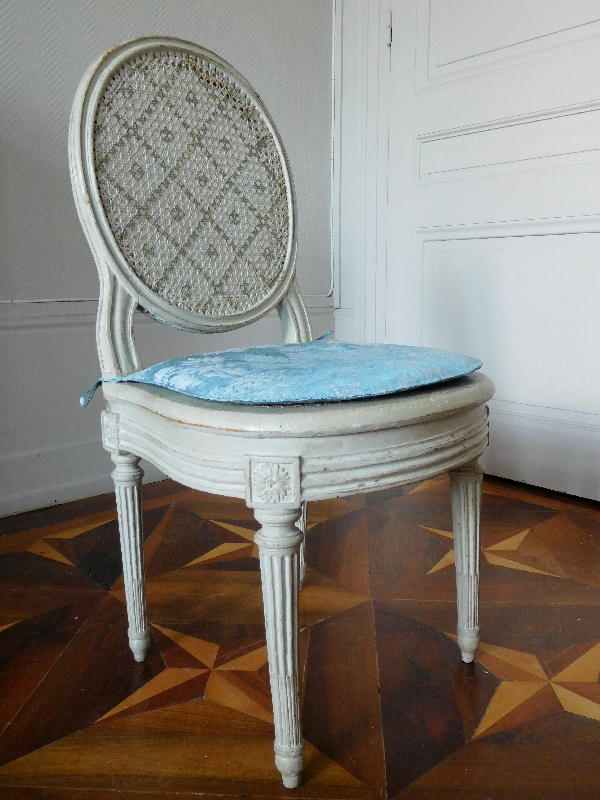 Jean Baptiste III Lelarge : paire de chaises d'époque Louis XVI cannées estampillées