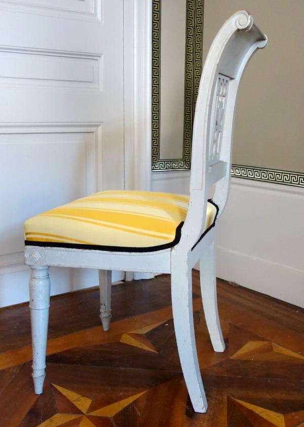 Suite de 4 chaises à l'étrusque en bois finement sculpté & laqué, époque Directoire, vers 1795