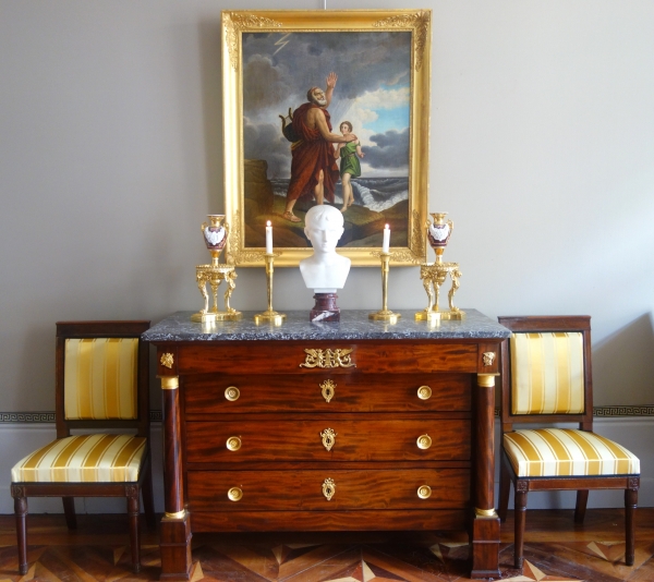 Suite de 4 chaises d'audience en acajou d'époque Empire, à rapprocher de l'oeuvre de Marcion