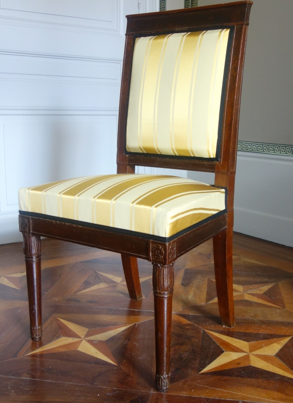 Suite de 4 chaises d'audience en acajou d'époque Empire, à rapprocher de l'oeuvre de Marcion