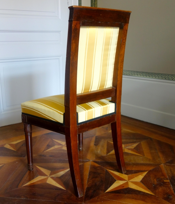 Suite de 4 chaises d'audience en acajou d'époque Empire, à rapprocher de l'oeuvre de Marcion