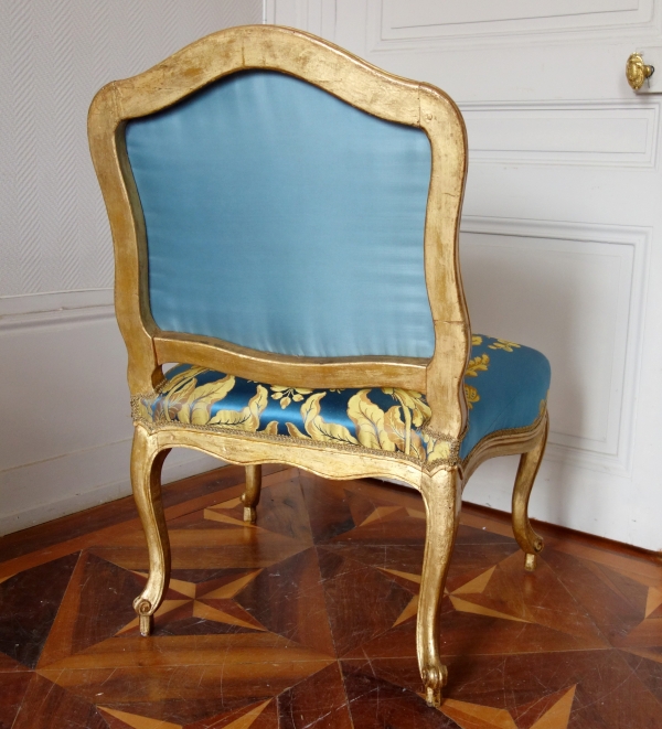 Suite de 4 chaises d'époque Louis XV en bois doré estampillées de Meunier - façon Palais de l'Elysée