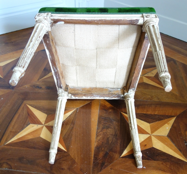 Suite de 4 chaises lyre d'époque Louis XVI en bois laqué et velours de soie