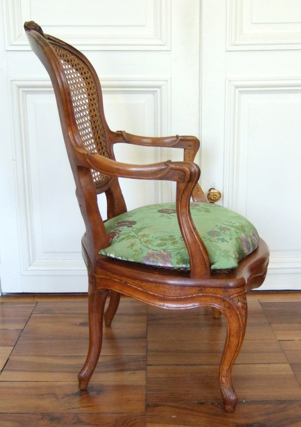 Set of 4 cane Louis XV walnut armchairs stamped Pillot - 18th century