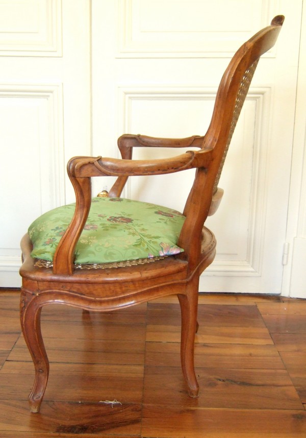 Set of 4 cane Louis XV walnut armchairs stamped Pillot - 18th century