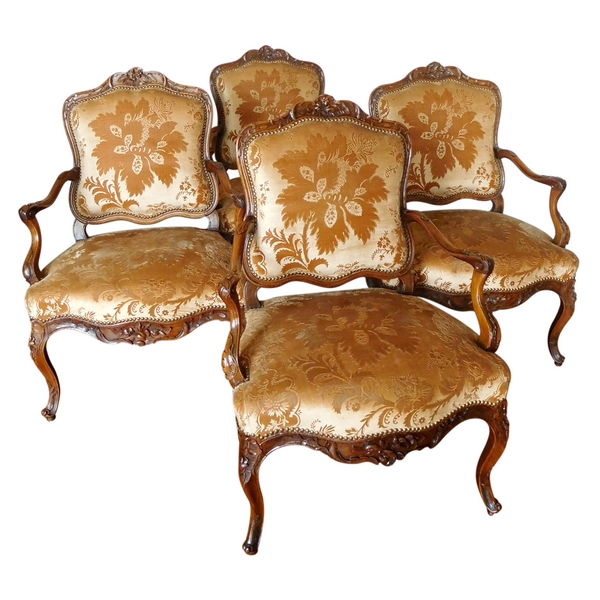 Set of 4 Louis XV walnut armchairs - attributed to Pierre Nogaret