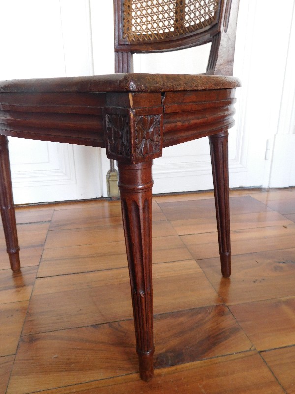 6 Louis XVI dining room caned chairs, 18th century