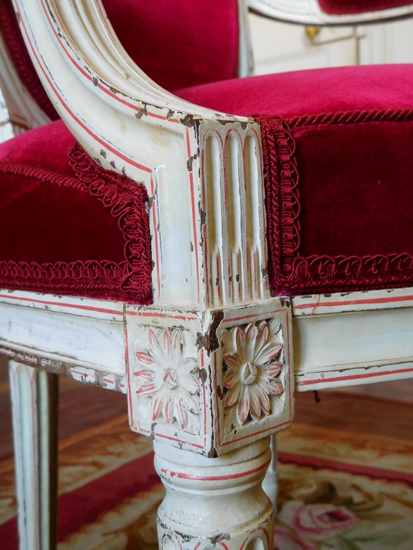 Roussens : mobilier de salon, 6 fauteuils cabriolets Louis XVI en velours de soie - estampille