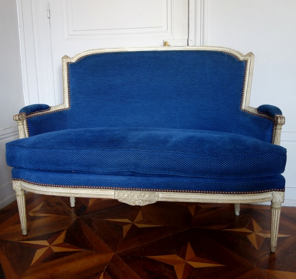 Canapé 2 places d'époque Louis XVI en velours bleu, XVIIIe siècle vers 1790