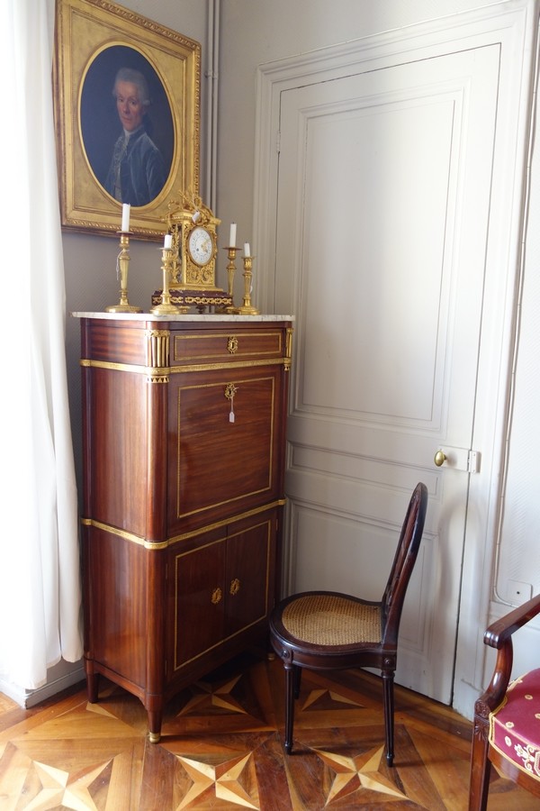 C Krier : mahogany chair, Louis XVI prodution - late 18th century circa 1790 - stamped