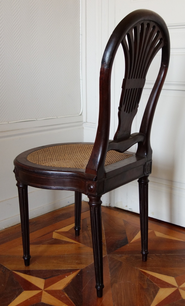 C Krier : chaise montgolfière cannée en acajou, époque Louis XVI Directoire - estampillée