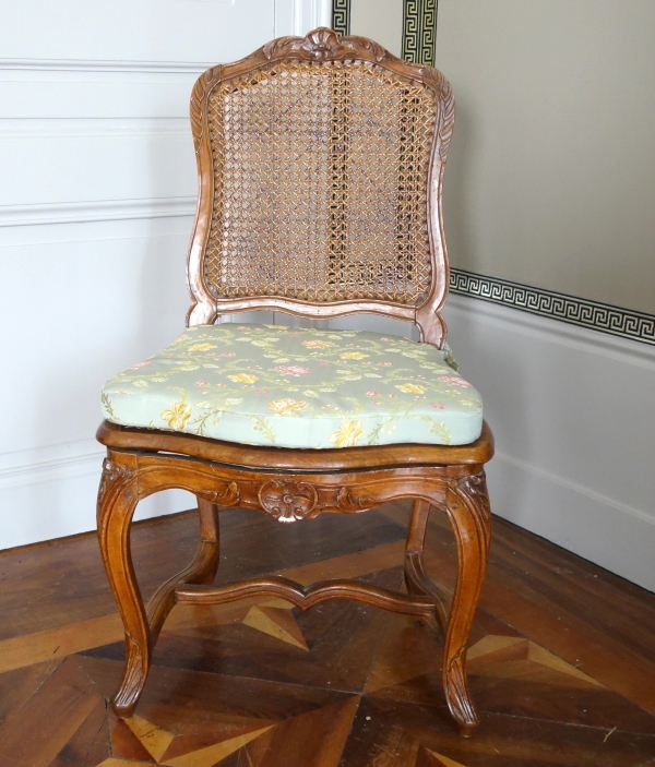 Louis XV caned chair, 18th century circa 1740 - 1750