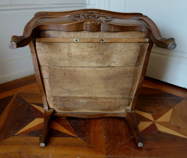 Compiegne palace : Louis XV commode stamped H Amand