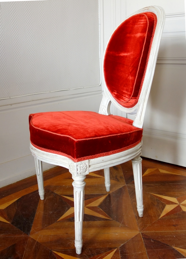 JB Lelarge III : chaise cabriolet médaillon d'époque Louis XVI en velours de soie - estampillée