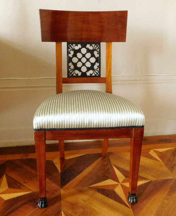 Pair of mahogany chairs, Consulate period, model of Tuileries Palace, circa 1800