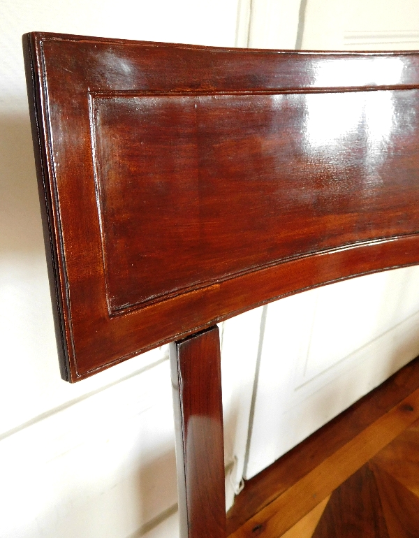 Georges Jacob : pair of mahogany Klismos-shaped chairs - stamped - circa 1790