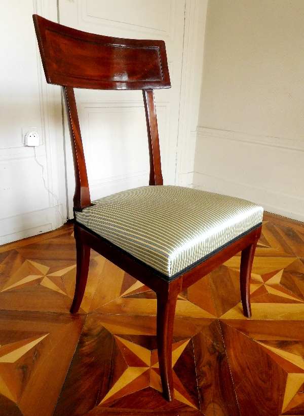Georges Jacob : pair of mahogany Klismos-shaped chairs - stamped - circa 1790