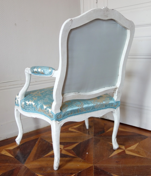 Louis XV so-called a la Reine armchair, 18th century - stamped Jacques Fligny