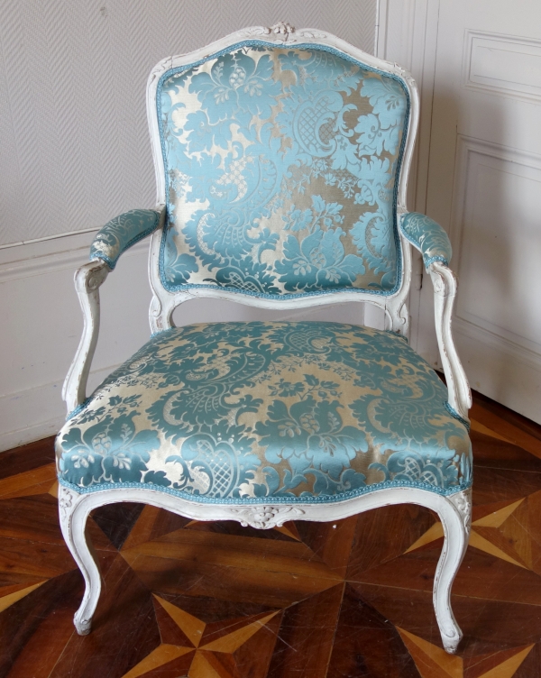 Louis XV so-called a la Reine armchair, 18th century - stamped Jacques Fligny