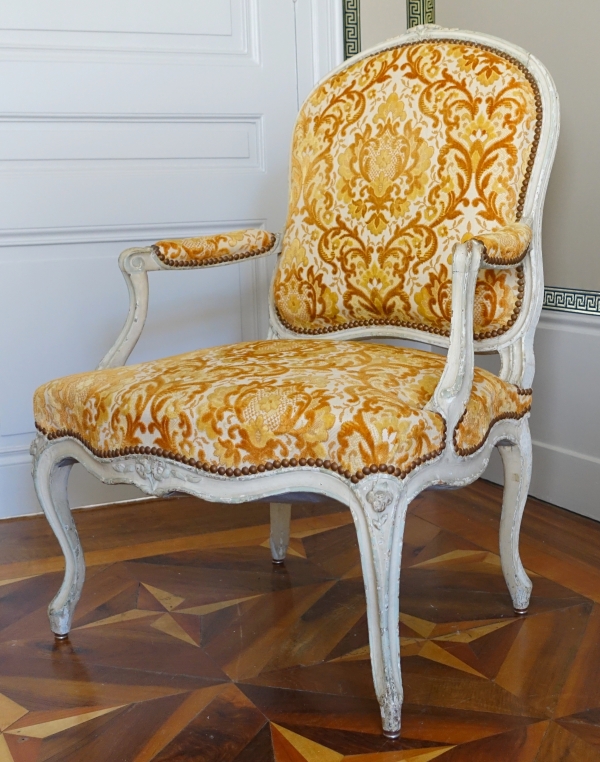 Louis XV lacquered armchair, mid 18th century