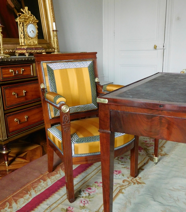 Marcion : Empire mahogany cabinet armchair, early 19th century