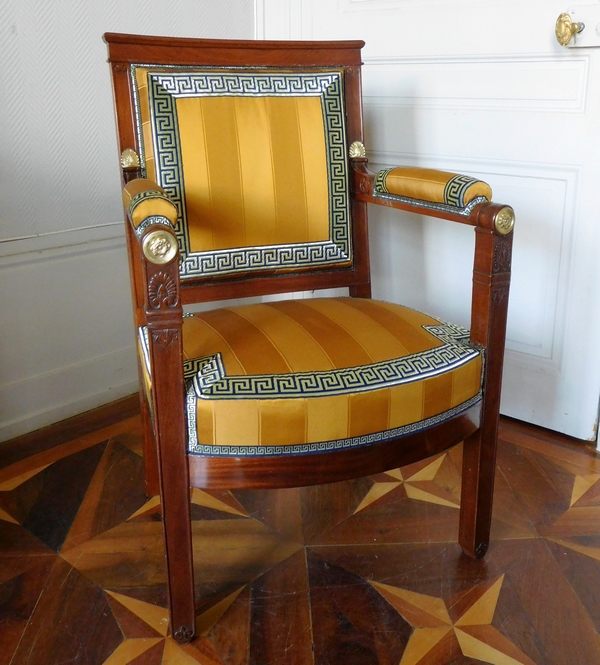 Marcion : Empire mahogany cabinet armchair, early 19th century