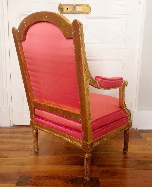 Prestige gilt wood Louis XVI Armchair, 