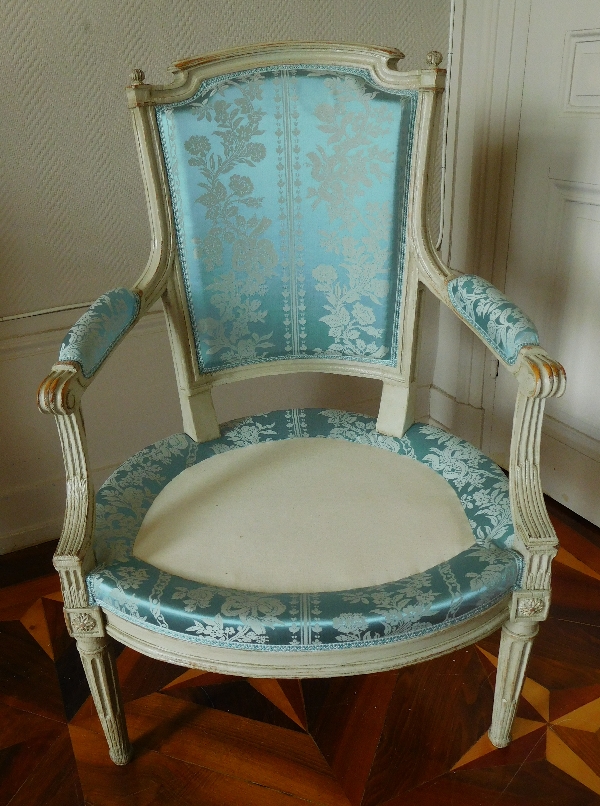 Fauteuil cabriolet d'époque Louis XVI, garniture à carreau