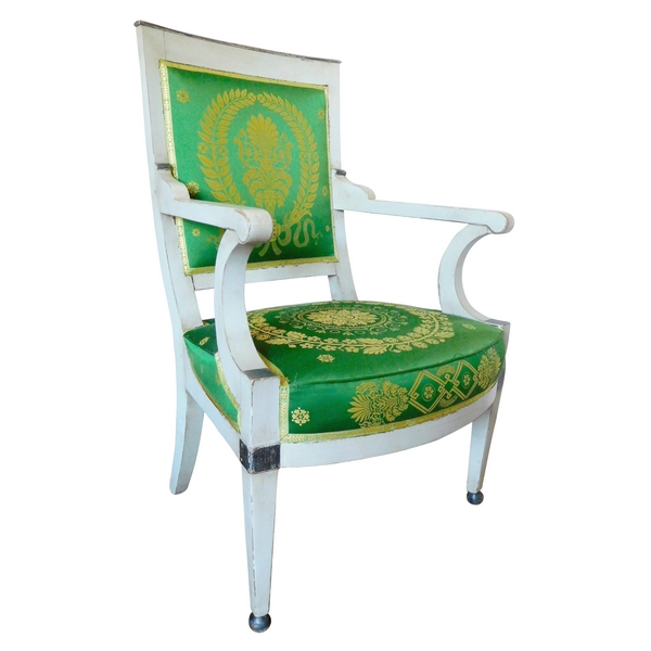 Fauteuil d'officier en bois laqué d'époque Empire, garniture de soie verte à motif placé