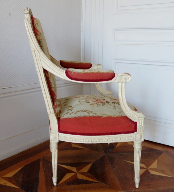 Claude Sené : fauteuil à la Reine d'époque Louis XVI estampillé, tapisserie de Beauvais & numéro d'inventaire