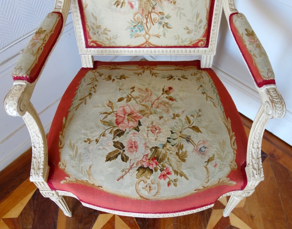 Claude Sené : fauteuil à la Reine d'époque Louis XVI estampillé, tapisserie de Beauvais & numéro d'inventaire