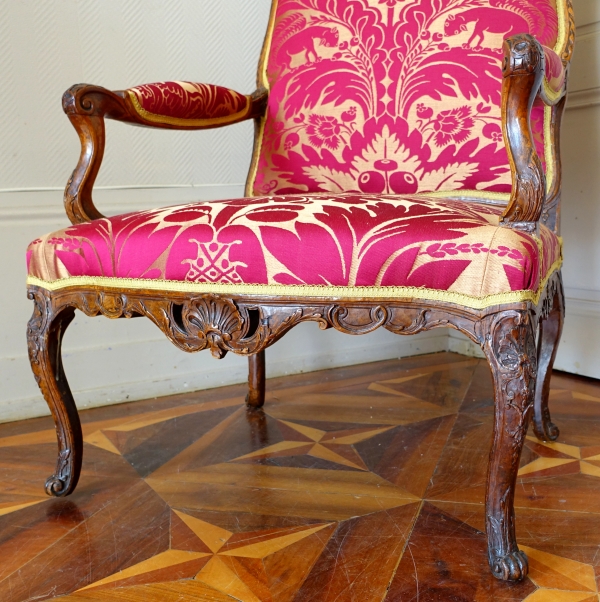 Large Louis XIV armchair - early 18th century circa 1710-1720